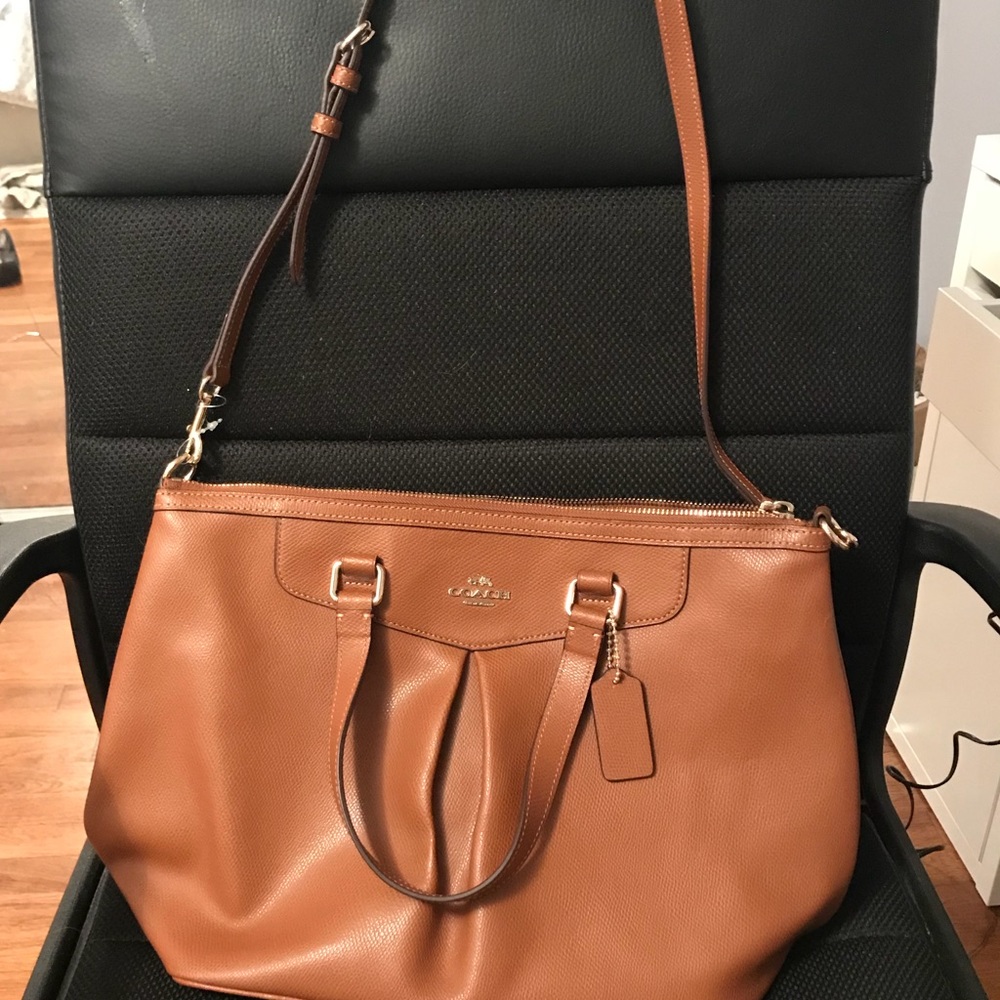 Coach brown leather tote/crossbody